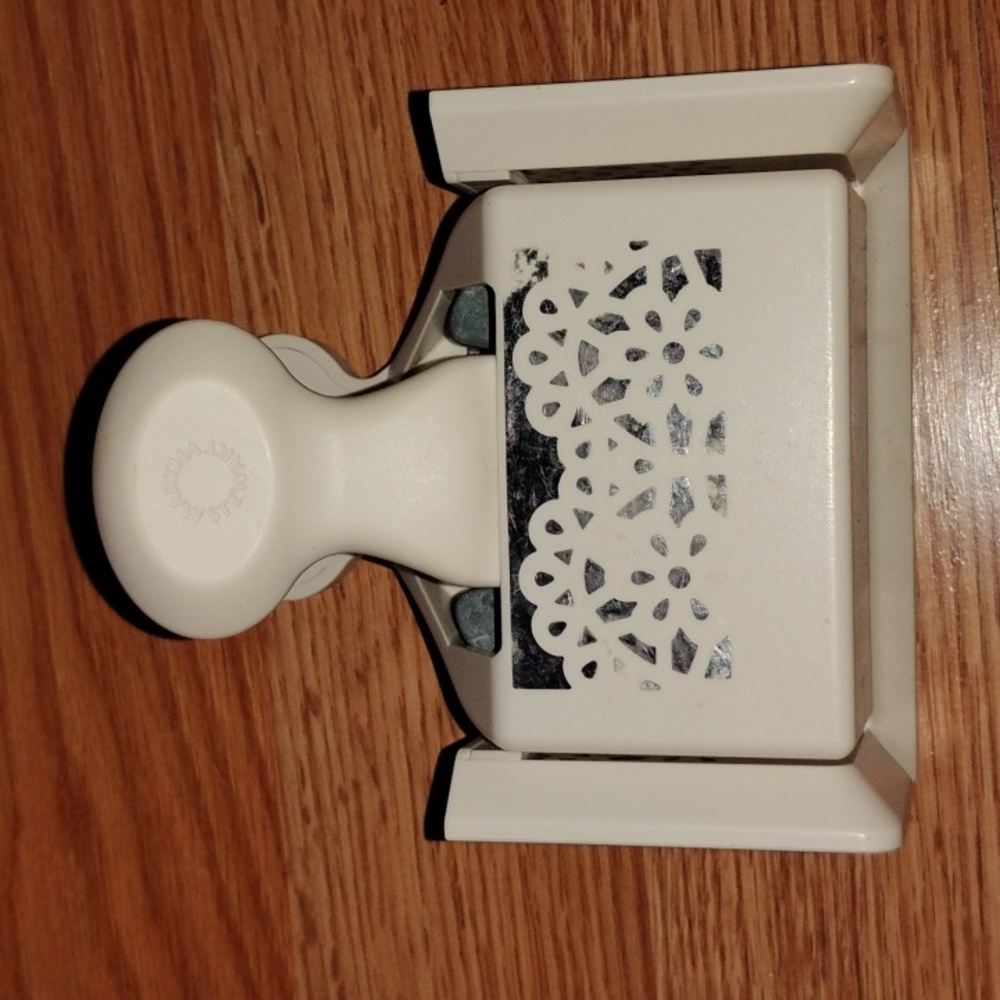 Martha Stewart Edge Lace Paper Punch